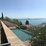 Miramare Apartments&suites Lägenhetshotell 4*