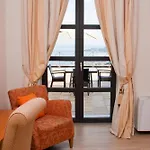 Lägenhetshotell Miramare Apartments&suites La Spezia