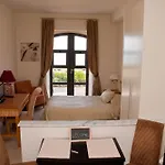 Miramare Apartments&suites