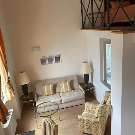 Miramare Apartments&suites Специя