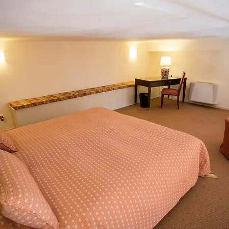 Appart hôtel Miramare Apartments&suites 3*