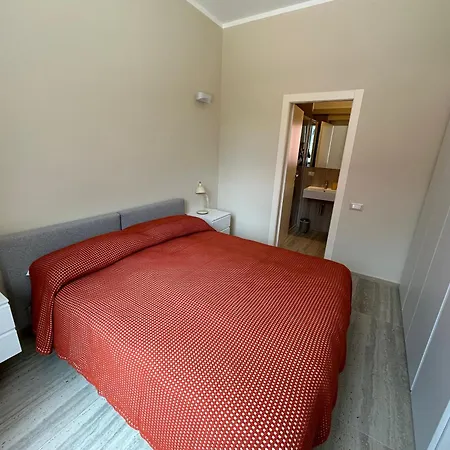 Miramare Apartments&suites Апарт-отель Специя