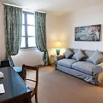 Miramare Apartments&suites 4*