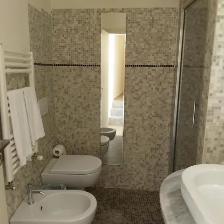 Miramare Apartments&suites 4* לה ספציה