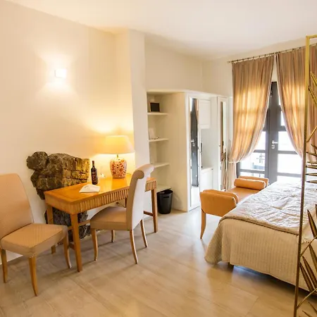 Miramare Apartments&suites