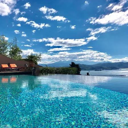 Miramare Apartments&suites