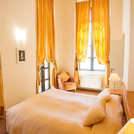 Miramare Apartments&suites Apart Otel 4*