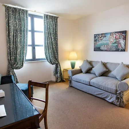 Miramare Apartments&suites 4*