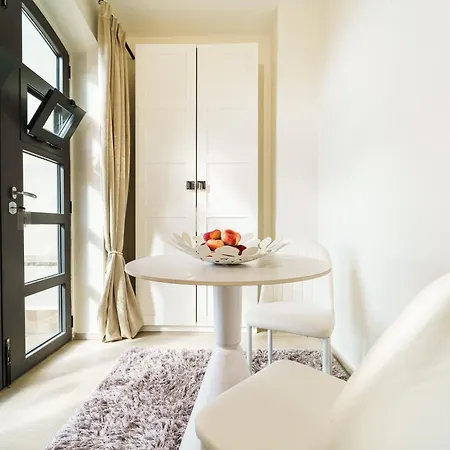 Miramare Apartments&suites Ξενοδοχείο με διαμερίσματα Λα Σπέτσια