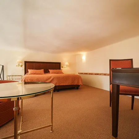 Miramare Apartments&suites Λα Σπέτσια