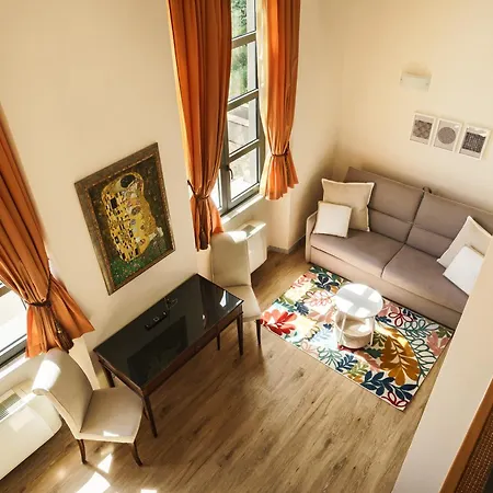 Miramare Apartments&suites Ξενοδοχείο με διαμερίσματα