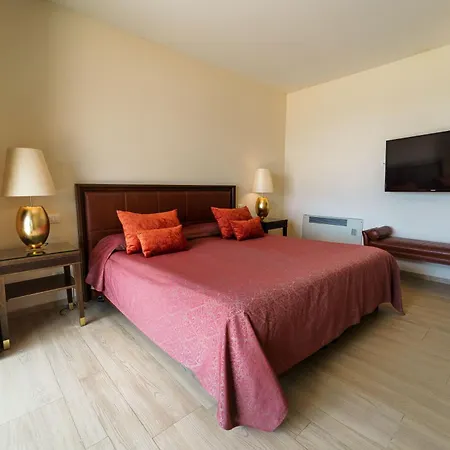 Ξενοδοχείο με διαμερίσματα Miramare Apartments&suites Λα Σπέτσια