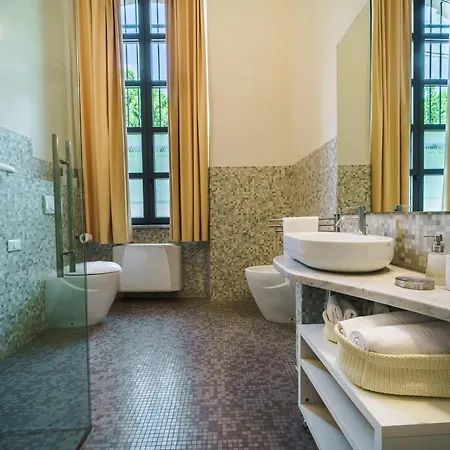 Ξενοδοχείο με διαμερίσματα Miramare Apartments&suites