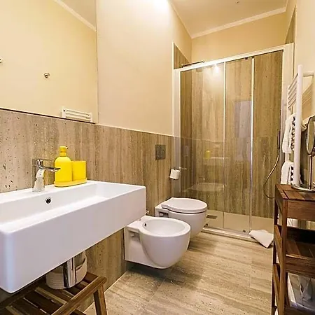 Miramare Apartments&suites La Spezia