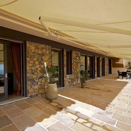 Miramare Apartments&suites 4* Специя