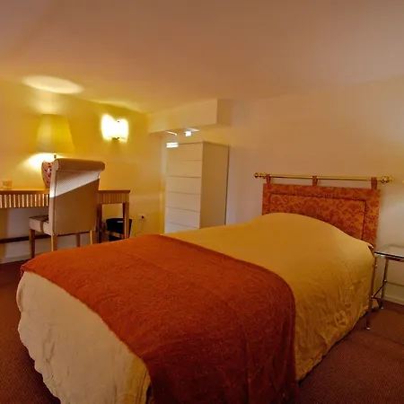 Ξενοδοχείο με διαμερίσματα Miramare Apartments&suites Λα Σπέτσια