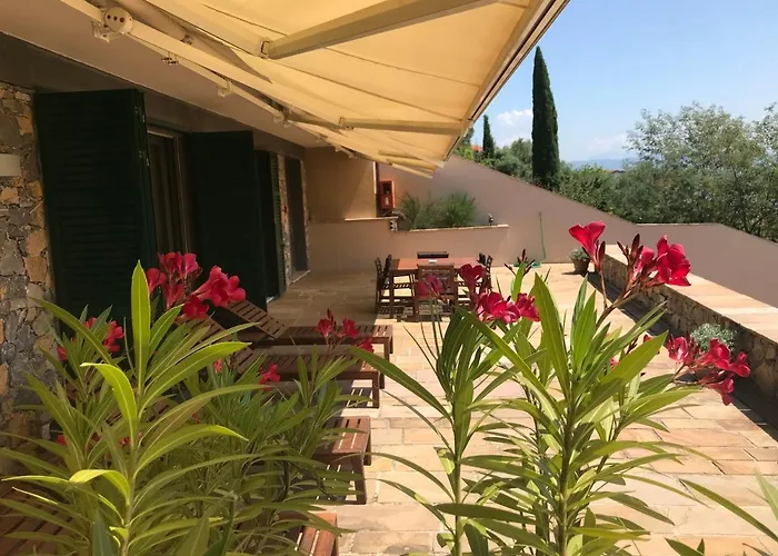 Aparthotel Miramare Apartments&suites La Spezia