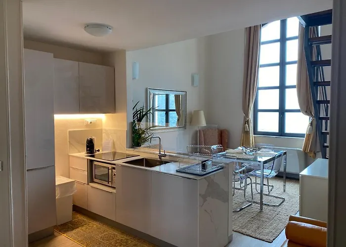 아파트호텔 Miramare Apartments&suites 4*