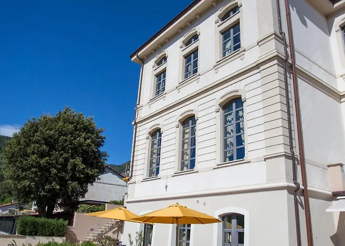 Miramare Apartments&suites 4*