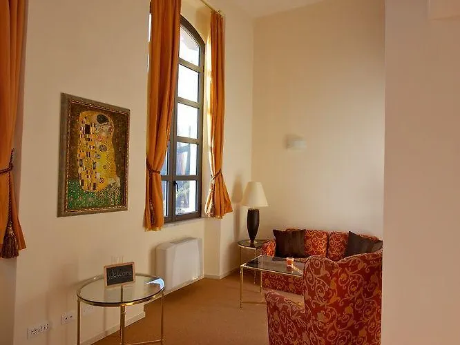 Miramare Apartments&suites 4*