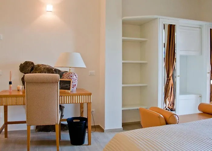 Miramare Apartments&suites 아파트호텔 4*
