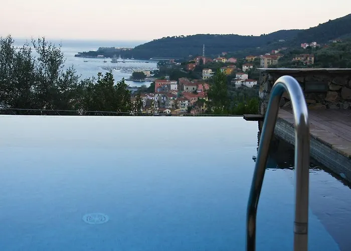 Miramare Apartments&suites 아파트호텔