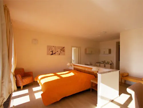 Miramare Apartments&suites 4* 라스페치아