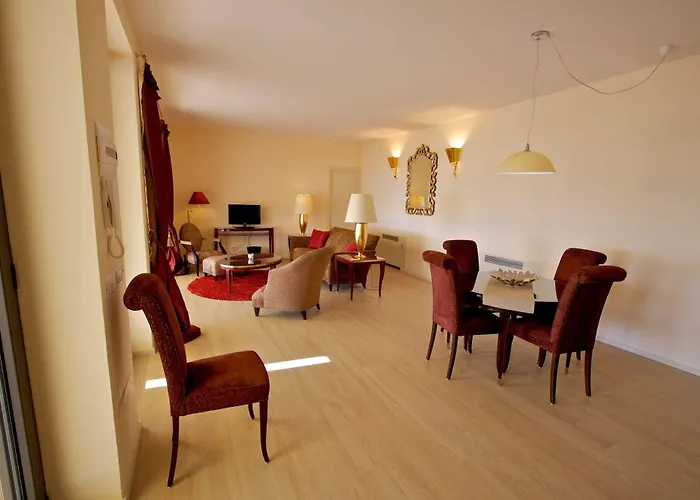 Miramare Apartments&suites