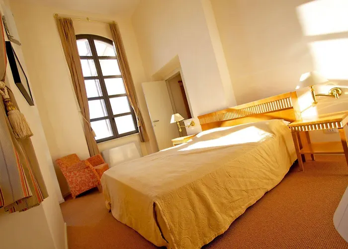 Miramare Apartments&suites 아파트호텔 라스페치아