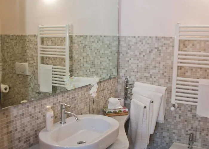 Miramare Apartments&suites 라스페치아