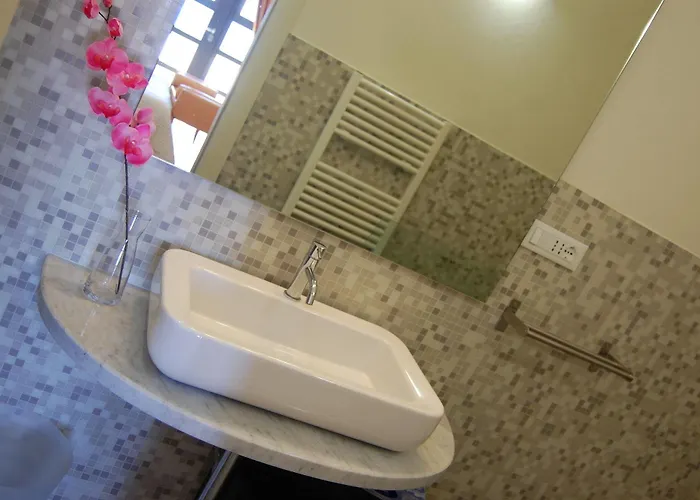 Miramare Apartments&suites 아파트호텔 라스페치아