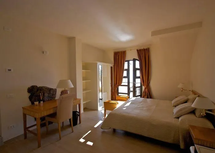 Aparthotel Miramare Apartments&suites 4*